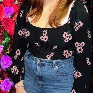 Black floral crop top